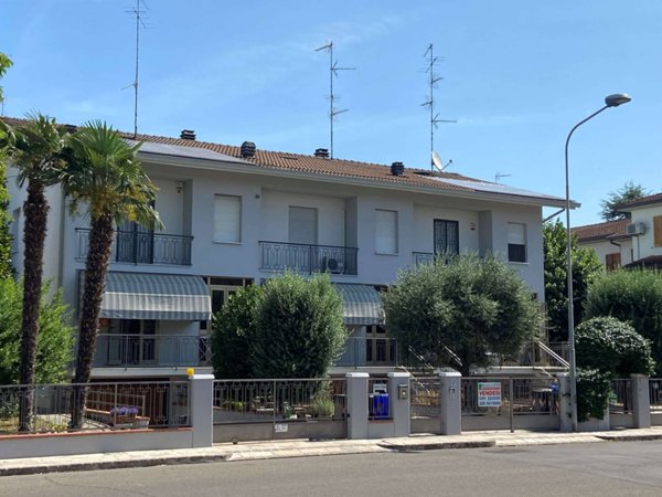 casa indipendente in vendita a Carpi in zona Cibeno Pile
