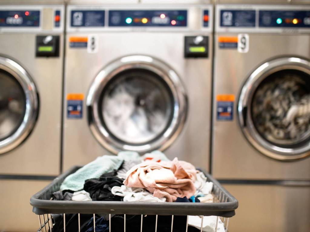 negozio in vendita a Carpi