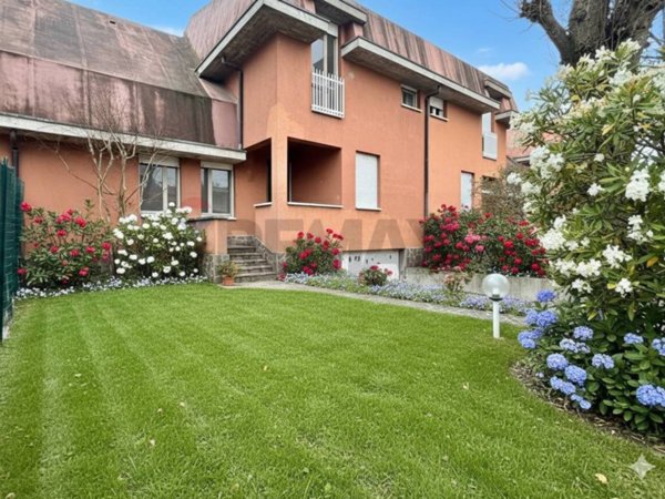 casa indipendente in vendita a Carpi in zona Santa Croce