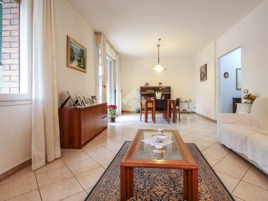 appartamento in vendita a Carpi in zona Centro Storico