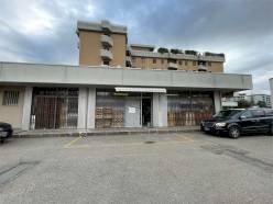 negozio in vendita a Carpi