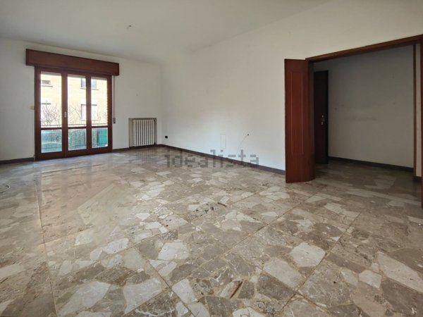 casa indipendente in vendita a Carpi