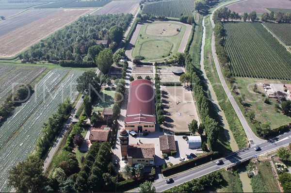 casa indipendente in vendita a Carpi