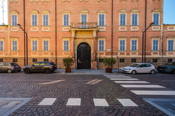 casa indipendente in vendita a Carpi in zona Centro Storico