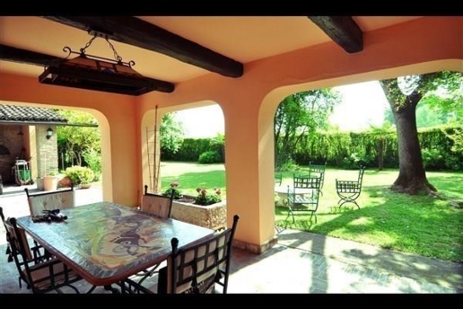 casa indipendente in vendita a Carpi in zona Santa Croce