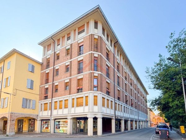 appartamento in vendita a Carpi in zona Centro Storico