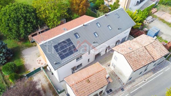 casa indipendente in vendita a Carpi in zona Fossoli