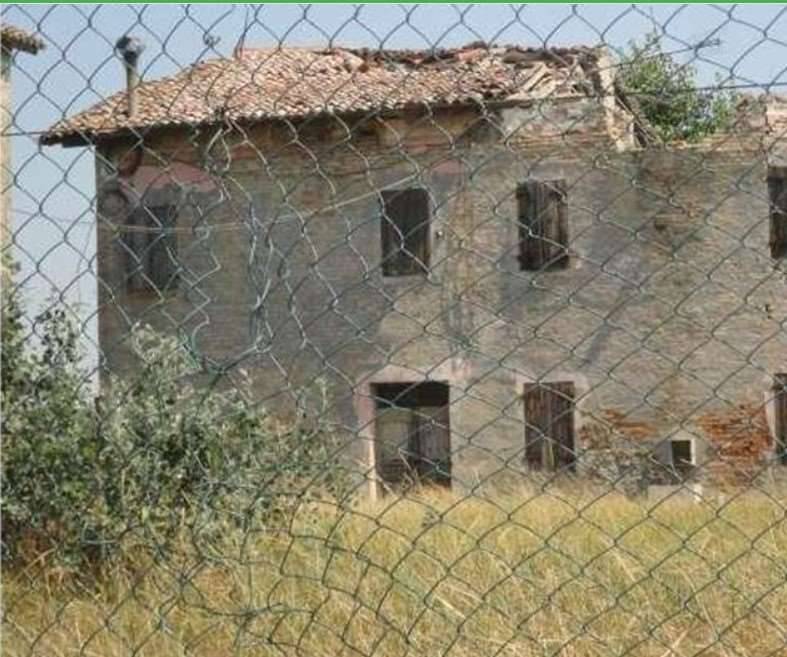 intera palazzina in vendita a Carpi