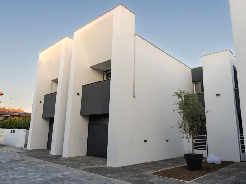 casa indipendente in vendita a Carpi