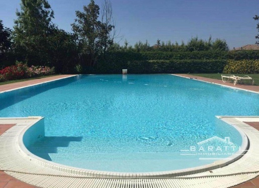 casa indipendente in vendita a Carpi in zona San Marino