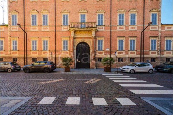 casa indipendente in vendita a Carpi in zona Centro Storico