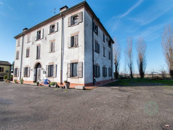 casa indipendente in vendita a Carpi in zona Fossoli
