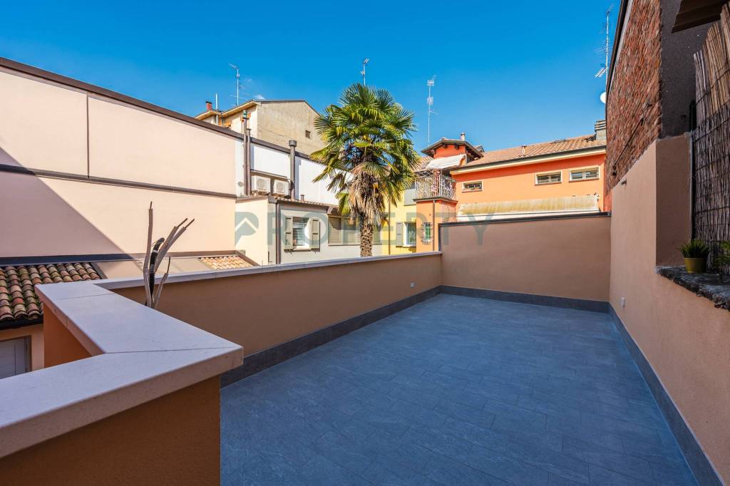 appartamento in vendita a Carpi in zona Centro Storico