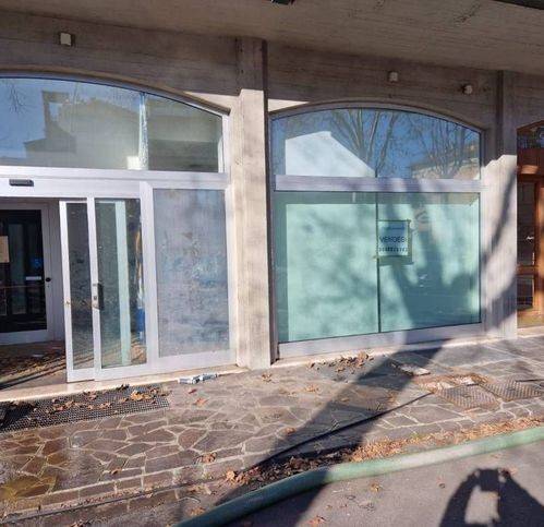 negozio in vendita a Carpi in zona Centro Storico