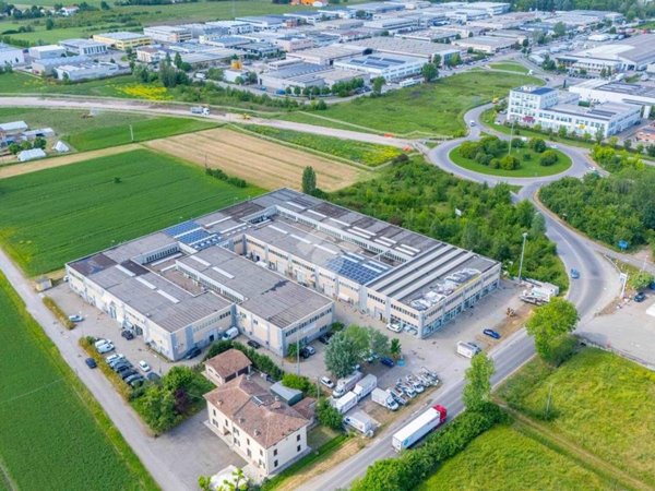 locale di sgombero in vendita a Carpi in zona Fossoli