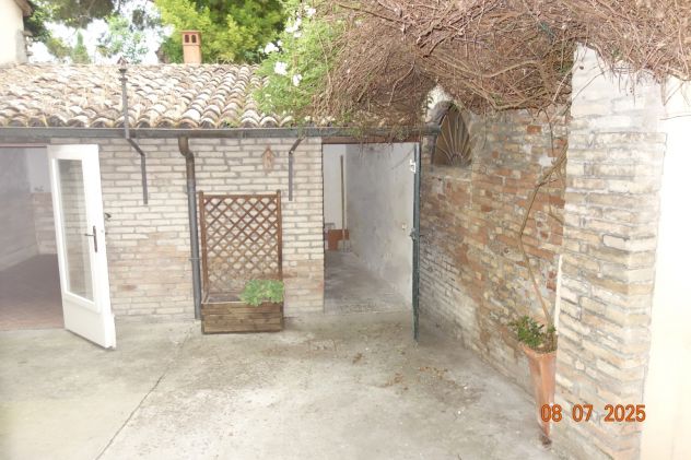 casa indipendente in vendita a Carpi in zona Centro Storico