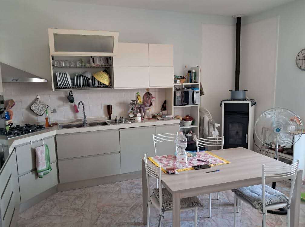 casa indipendente in vendita a Carpi in zona Cortile