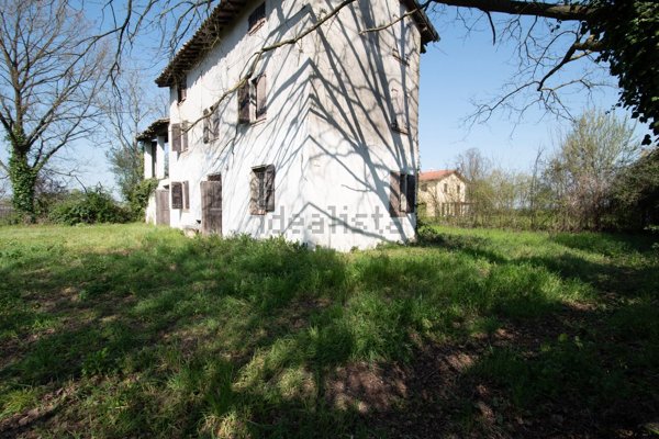 casale in vendita a Carpi