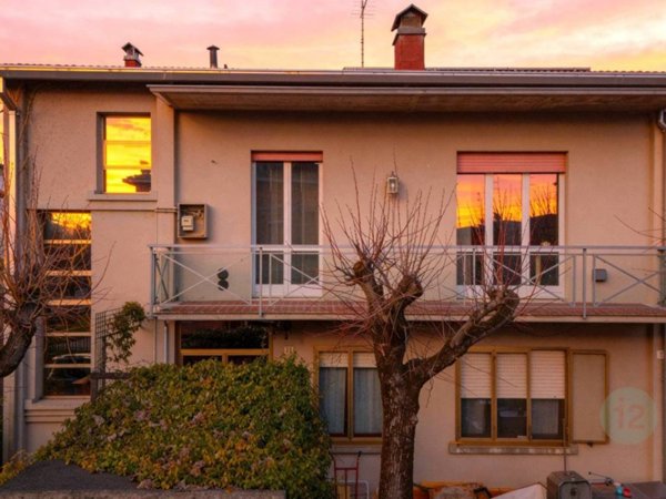 casa semindipendente in vendita a Carpi in zona Fossoli