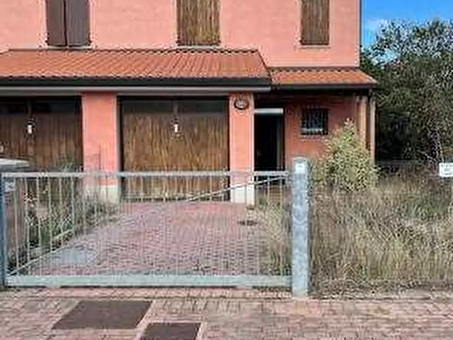 casa indipendente in vendita a Carpi