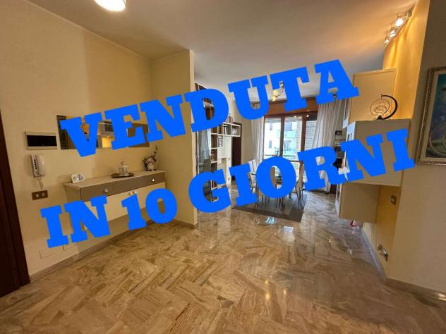 appartamento in vendita a Carpi in zona Centro Storico