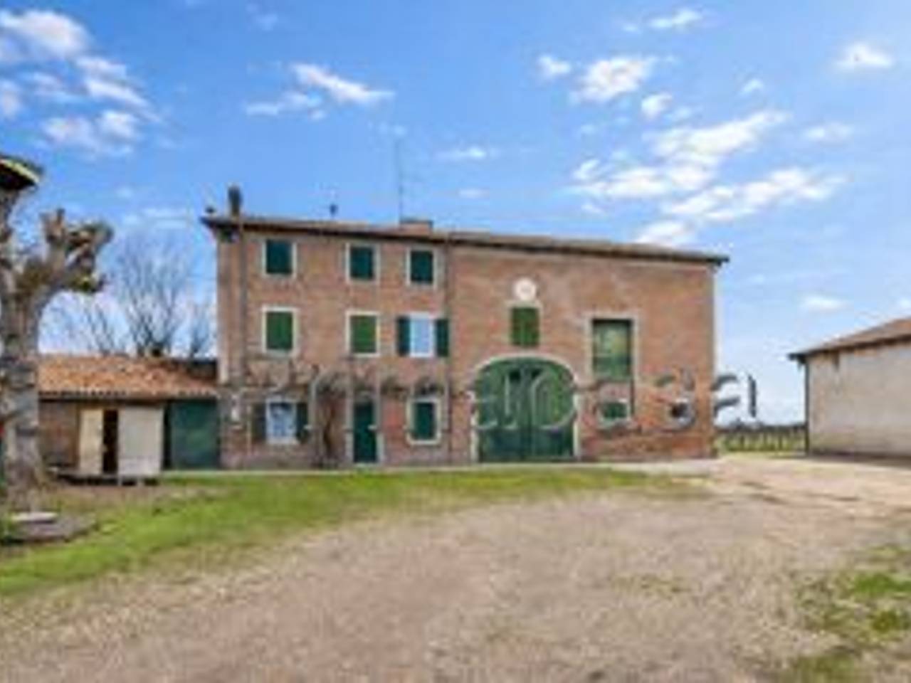 casa indipendente in vendita a Carpi in zona Budrione
