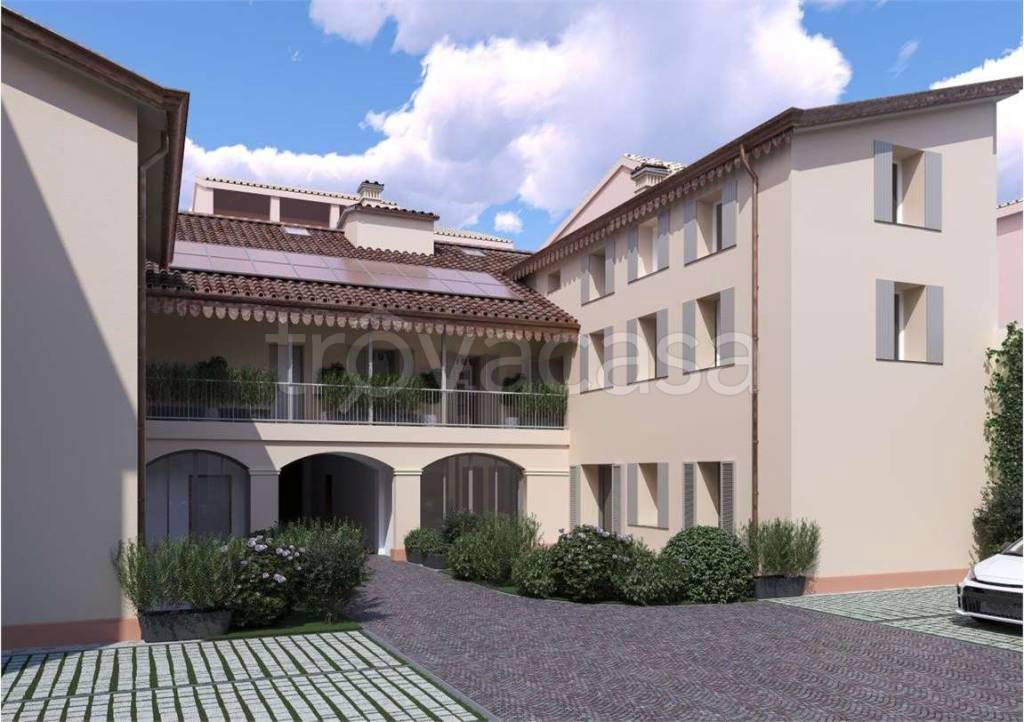 appartamento in vendita a Carpi in zona Centro Storico