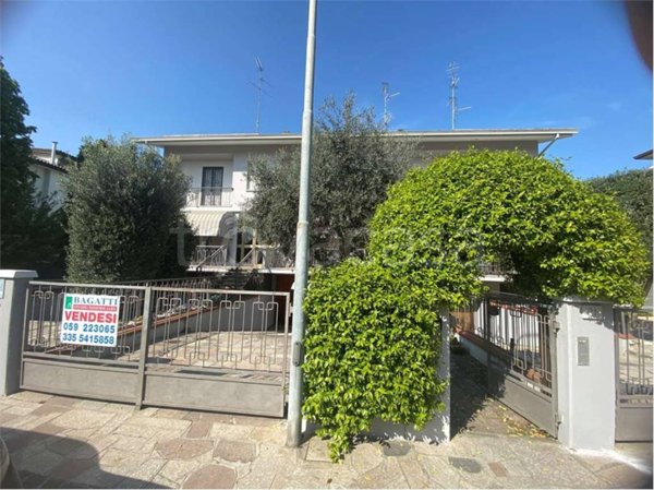 casa indipendente in vendita a Carpi in zona Cortile