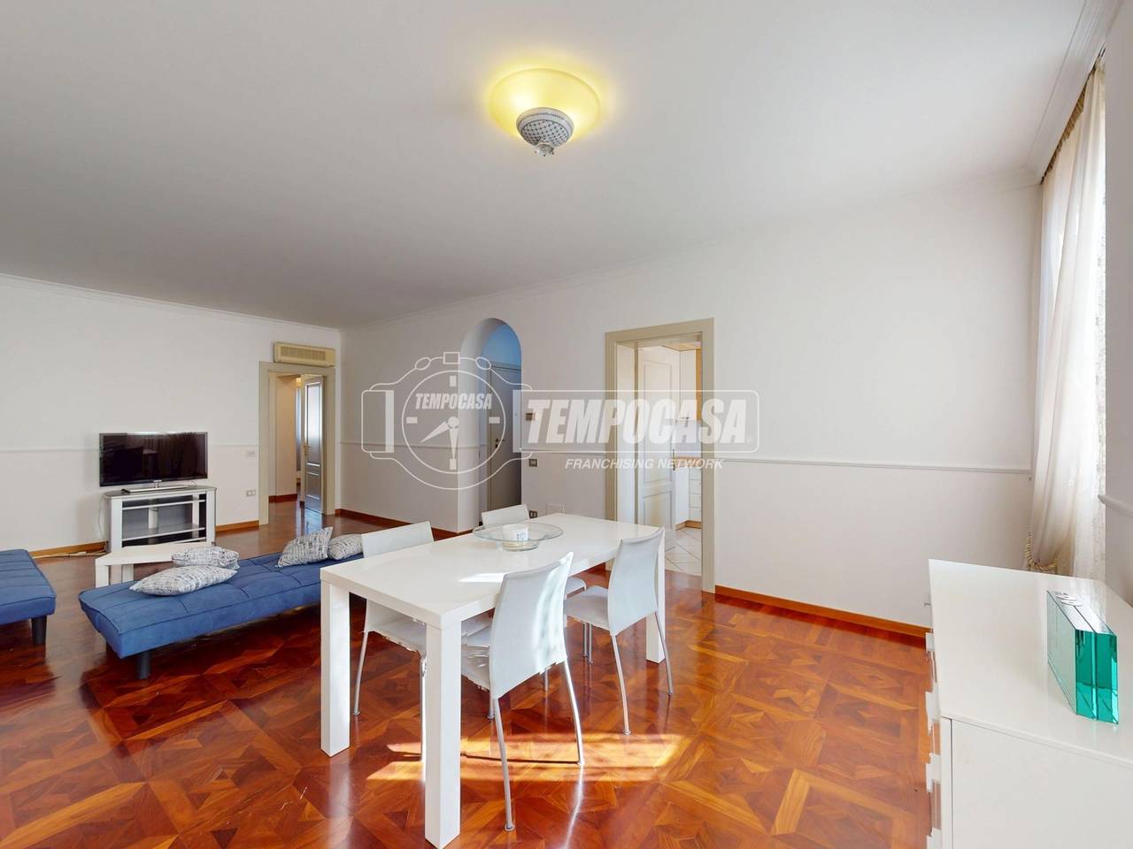 appartamento in vendita a Carpi in zona Centro Storico