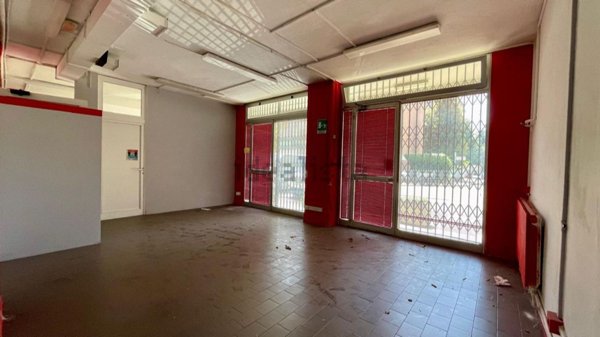 negozio in vendita a Carpi
