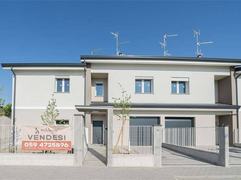 casa indipendente in vendita a Carpi in zona Budrione