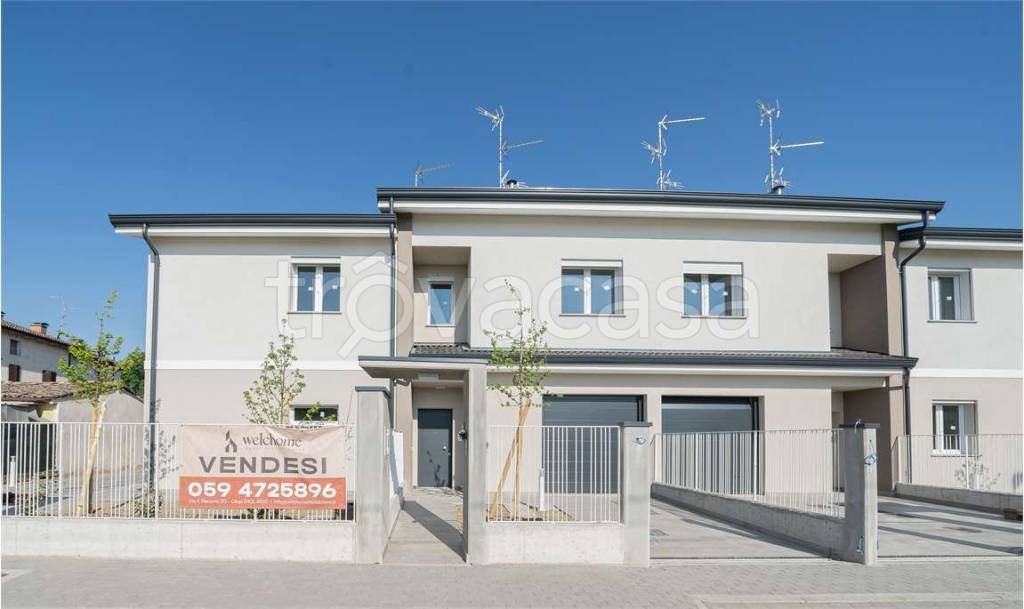 casa indipendente in vendita a Carpi in zona Budrione