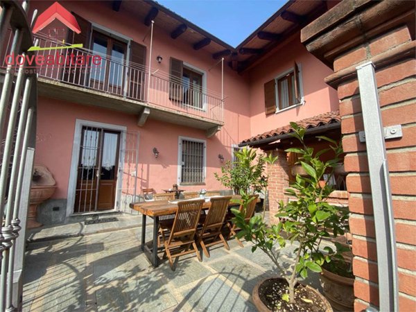 casa indipendente in vendita a Carpi in zona Cortile