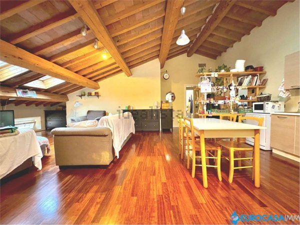 appartamento in vendita a Carpi in zona Centro Storico