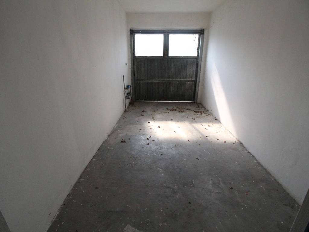 ufficio in vendita a Carpi in zona Centro Storico