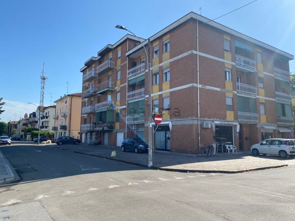 appartamento in vendita a Carpi in zona Cortile