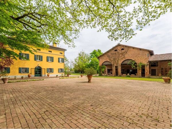 casa indipendente in vendita a Carpi