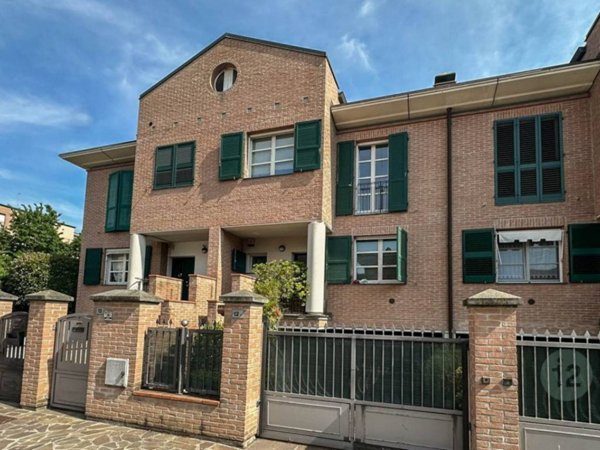 casa indipendente in vendita a Carpi in zona Quartirolo