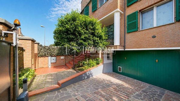 casa indipendente in vendita a Carpi