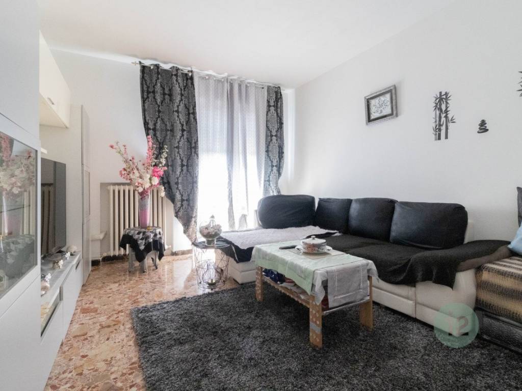 appartamento in vendita a Carpi in zona Centro Storico