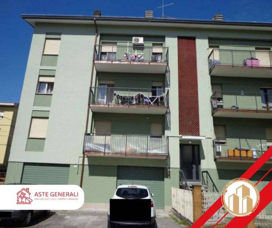 appartamento in vendita a Carpi in zona Centro Storico