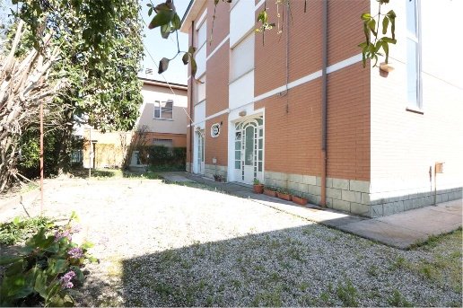 casa indipendente in vendita a Carpi