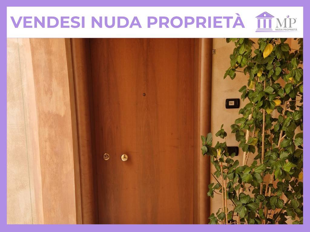 appartamento in vendita a Carpi in zona Centro Storico