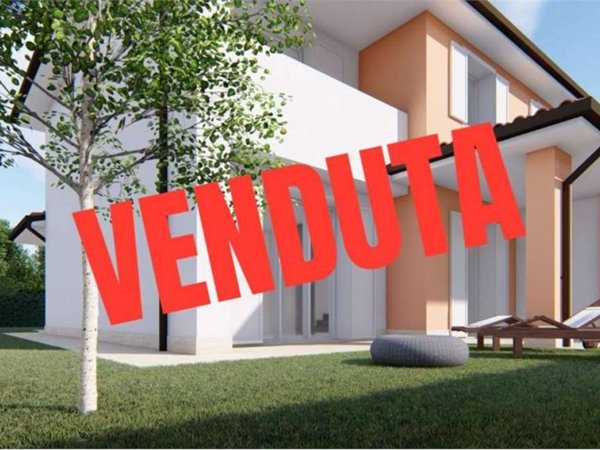 casa indipendente in vendita a Carpi