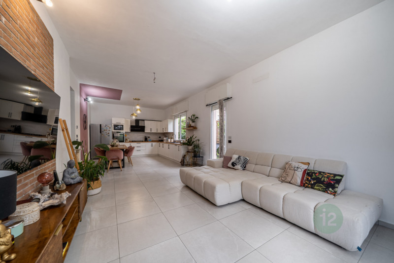 casa indipendente in vendita a Carpi