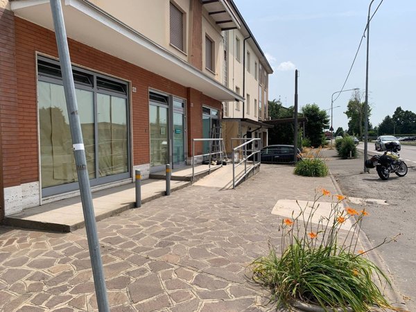ufficio in vendita a Carpi in zona Fossoli