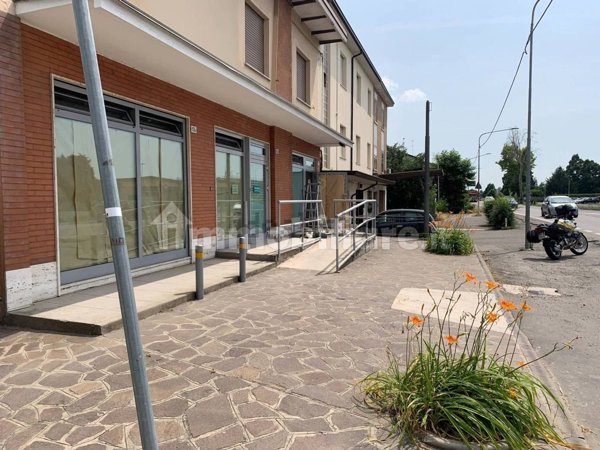 ufficio in vendita a Carpi in zona Fossoli