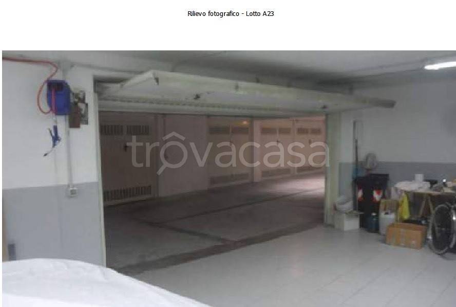 ufficio in vendita a Carpi in zona Quartirolo