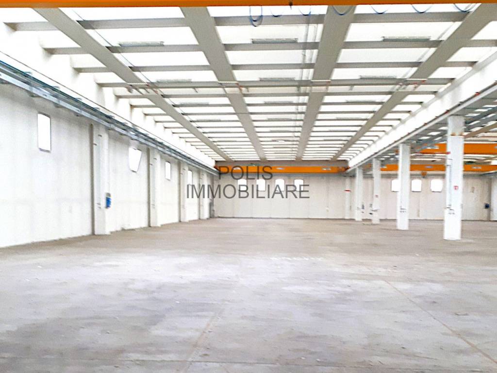 locale commerciale in vendita a Carpi in zona Quartirolo