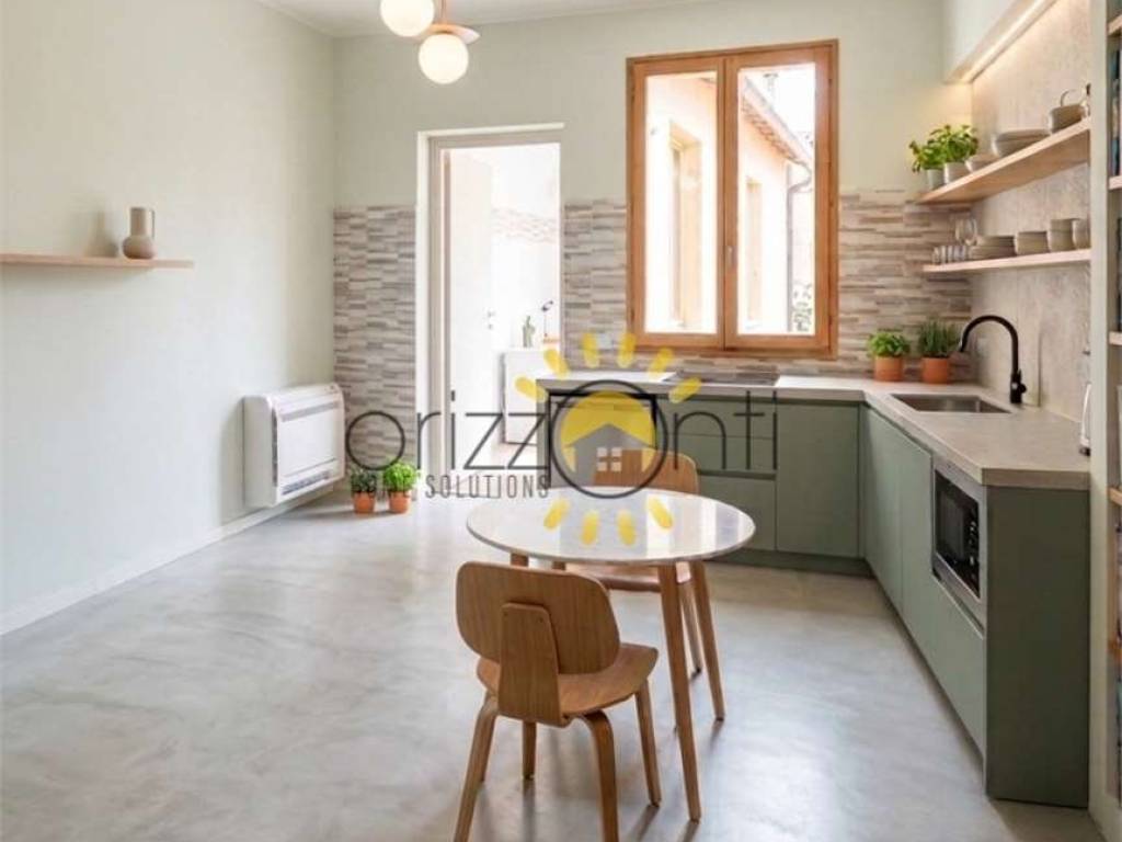 appartamento in vendita a Carpi in zona Centro Storico